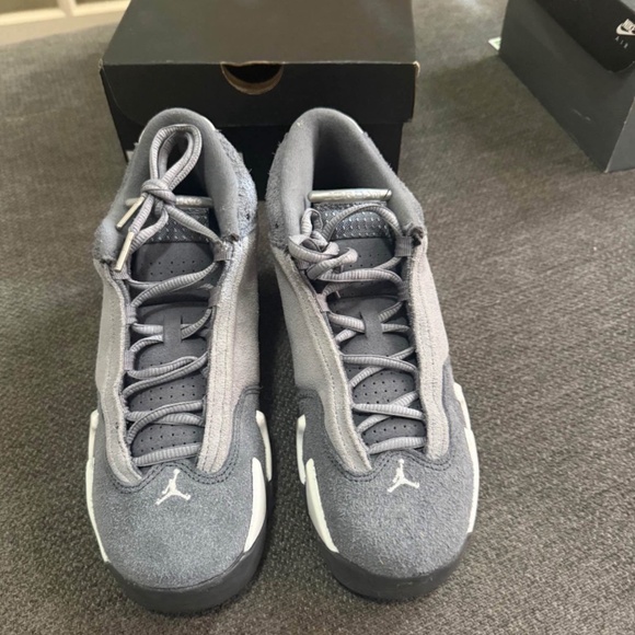 I’m selling these Jordan 14 shoes. - Picture 1 of 1